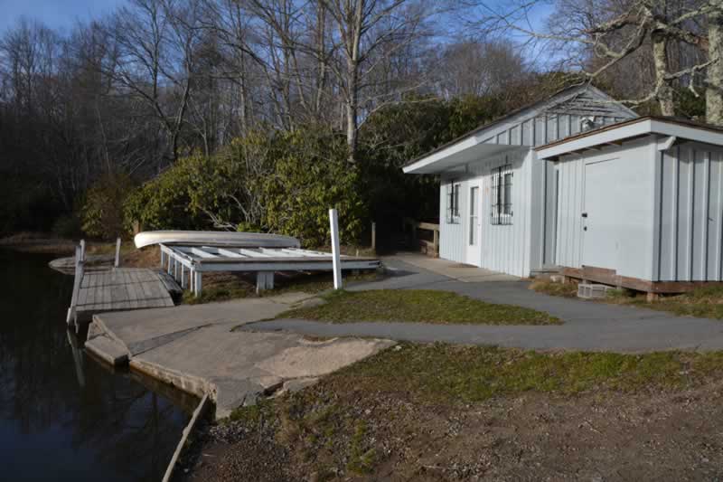 Julian Price Park, Boathouse